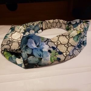 Gucci 100% Silk Blue Flower Headbands